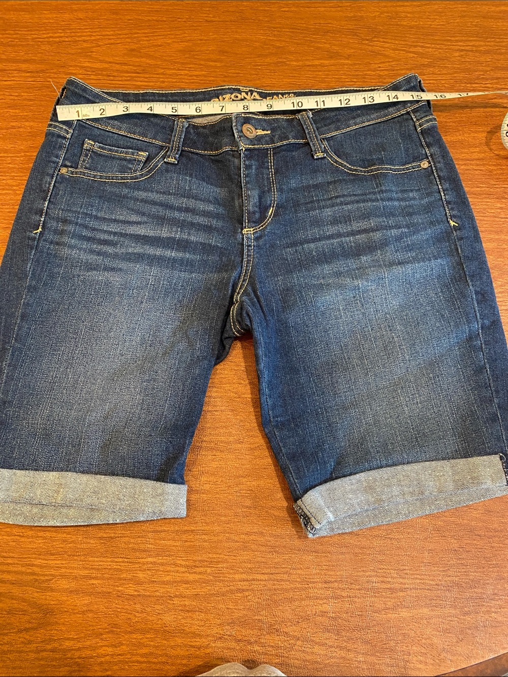 Arizona Jean Company Women's Dark Indigo Cuffed Denim Shorts size 9